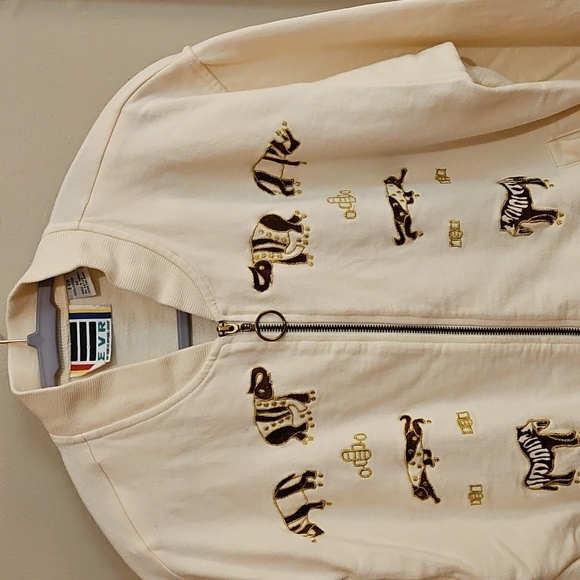 **Clearance** Vintage EVR Cream Beige Zip-up Sweatshirt With Animal Appliques - Picture 3 of 10